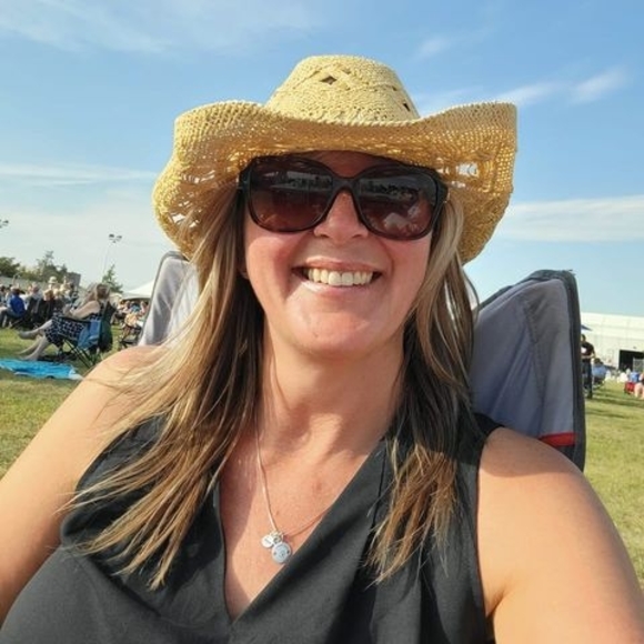 Meet your Posher, Shawna - Picture 1 of 1